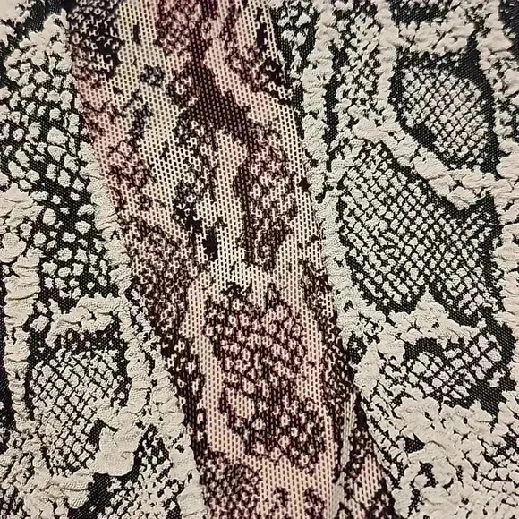 Swimsuit snakeskin  - Picture 7 of 10